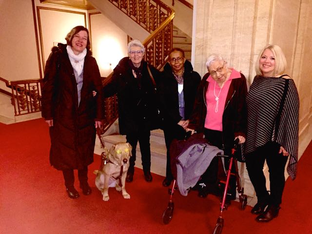 That's me with Sharon Kramer and three other writers from our downtown class:, Audrey Mitchell, Wanda Bridgeforth, and Darlene Schweitzer. 